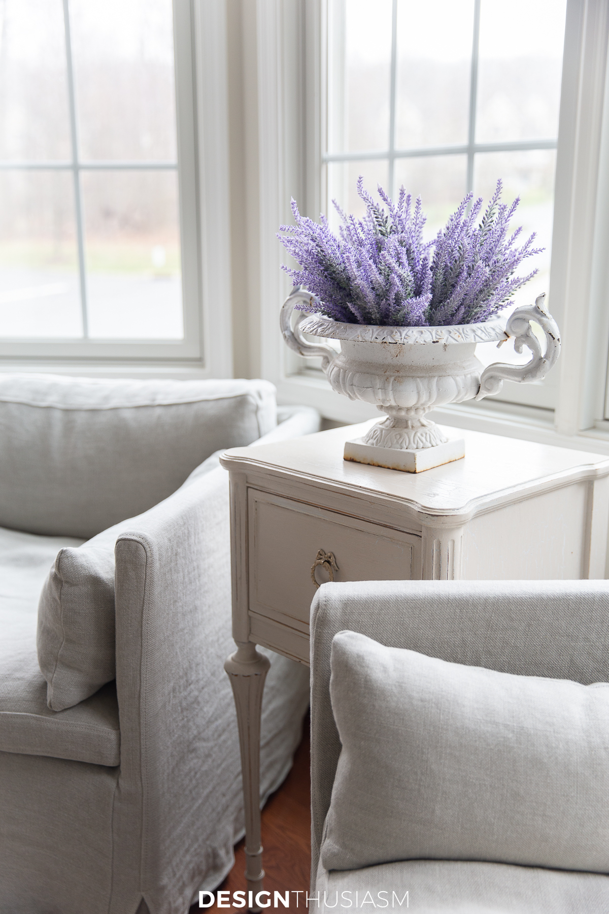 white and lilac winter decor after xmas