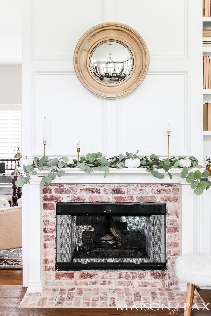 fall decor white pumkins neutral eucalyptus - Maison de Pax