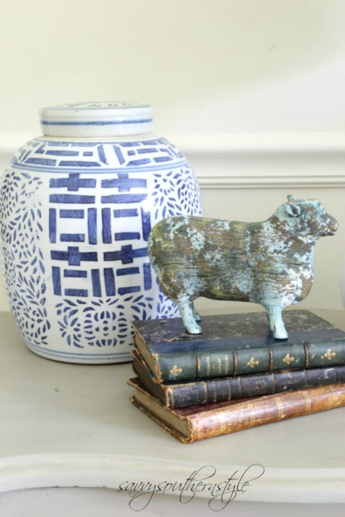 French Farmhouse Vignette