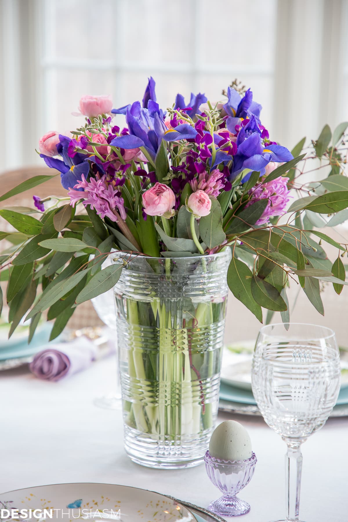 Soft spring colors Easter table - terilynadamsblog.com