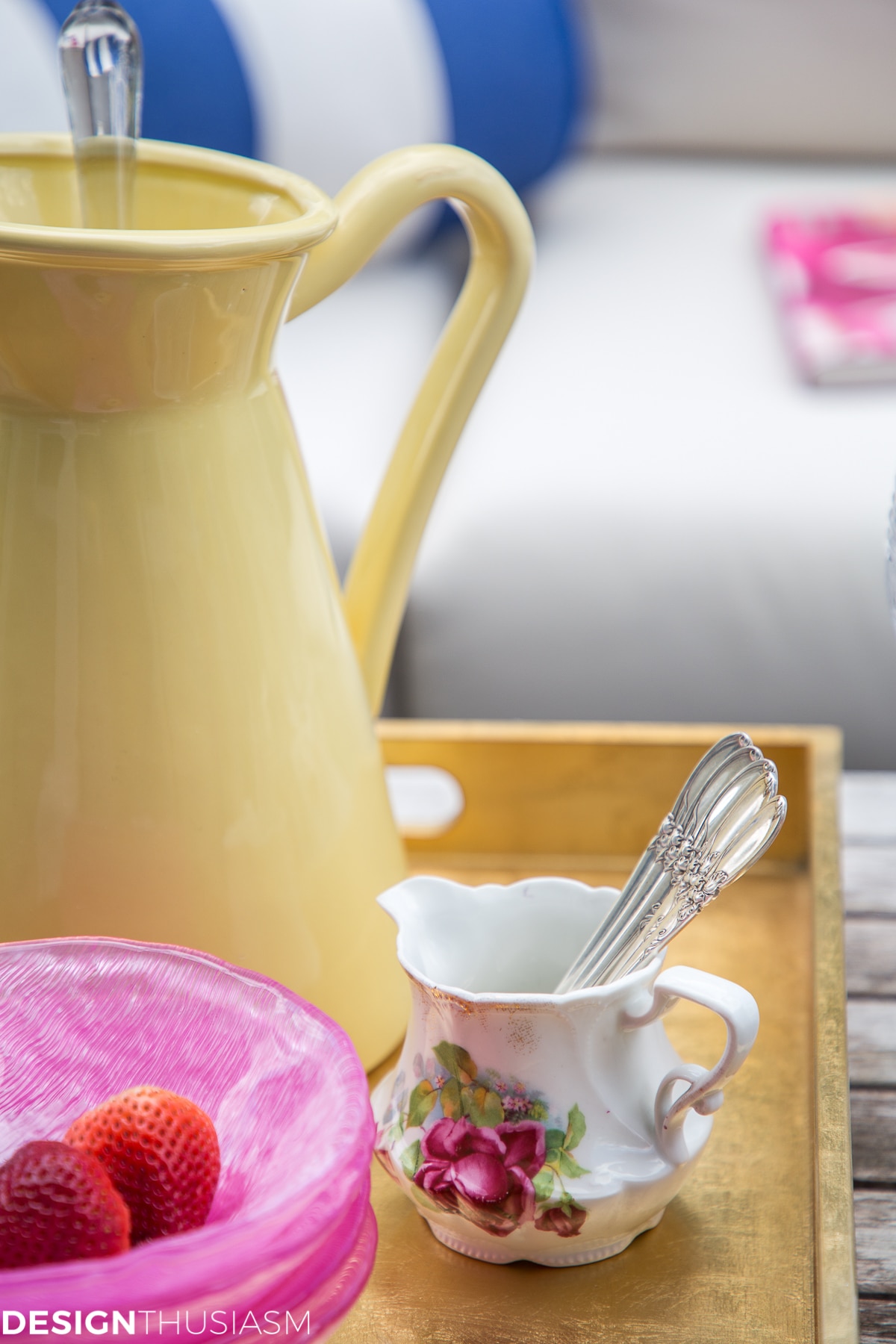 Summer Color Patio tableware