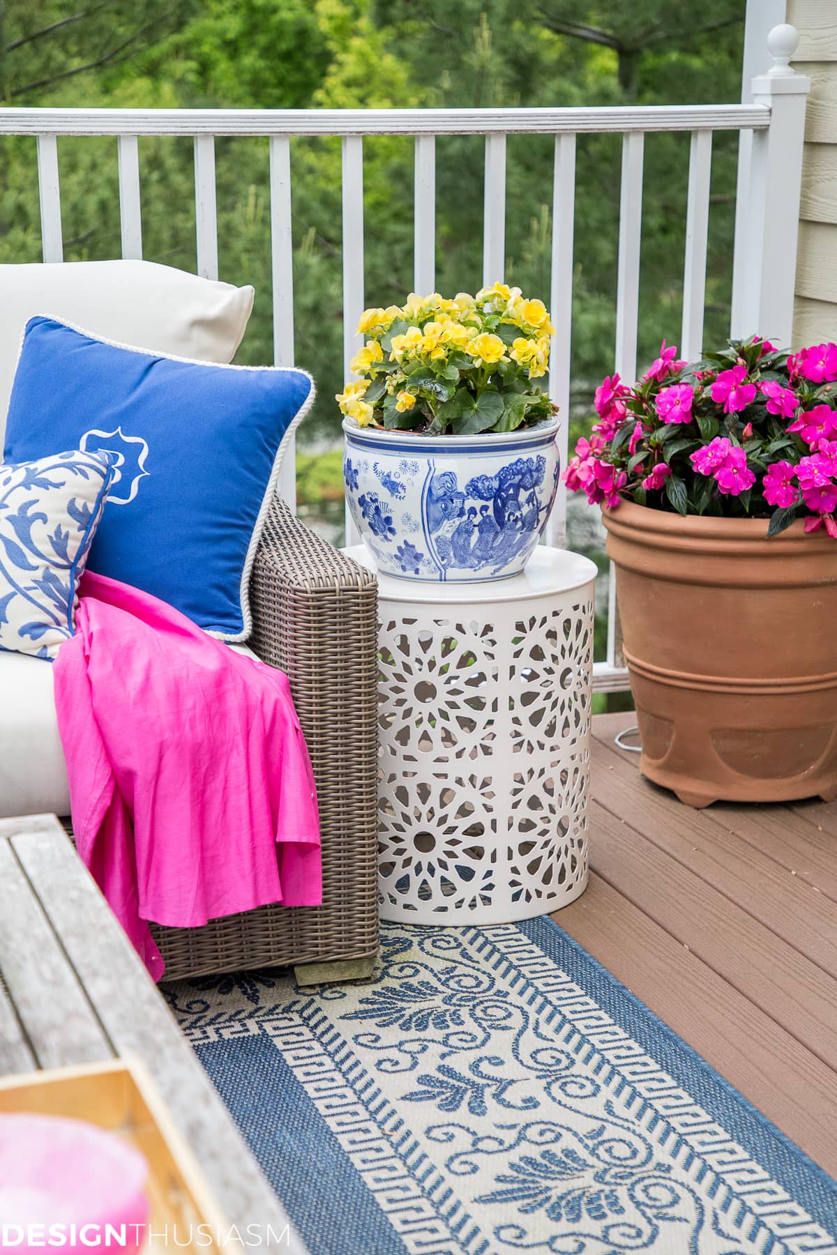 Outdoor living spaces summer color - terilynadamsblog.com