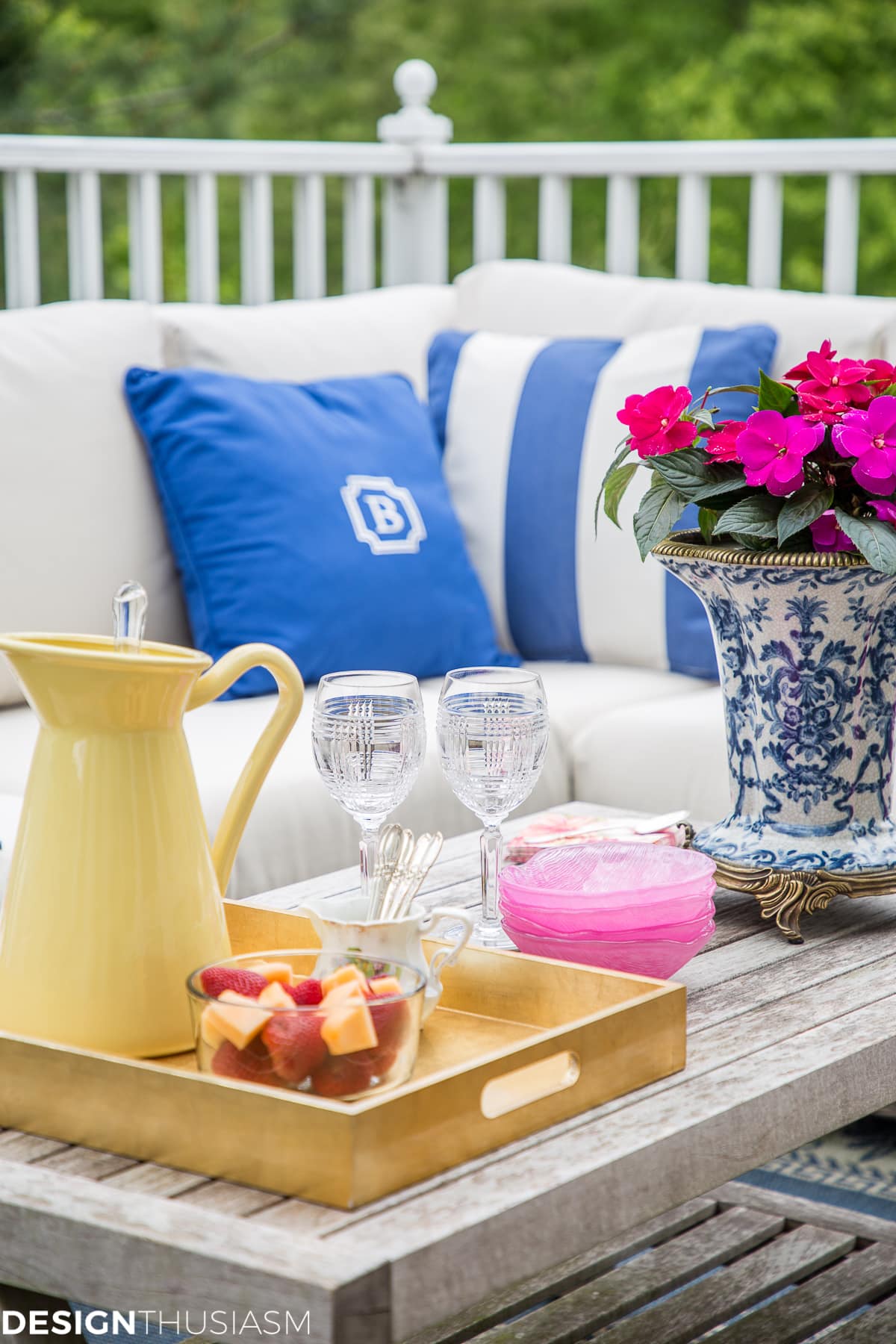 Outdoor living spaces summer color - terilynadamsblog.com