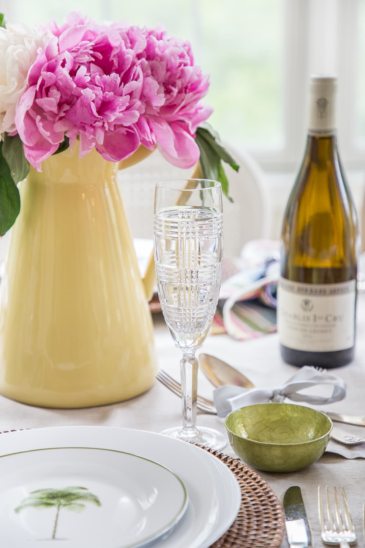 Summer Party Themes Father’s Day Country Club Table - terilynadamsblog.com