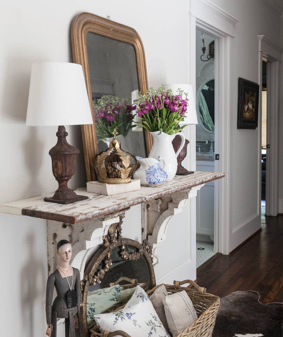 cedar hill farmhouse hallway