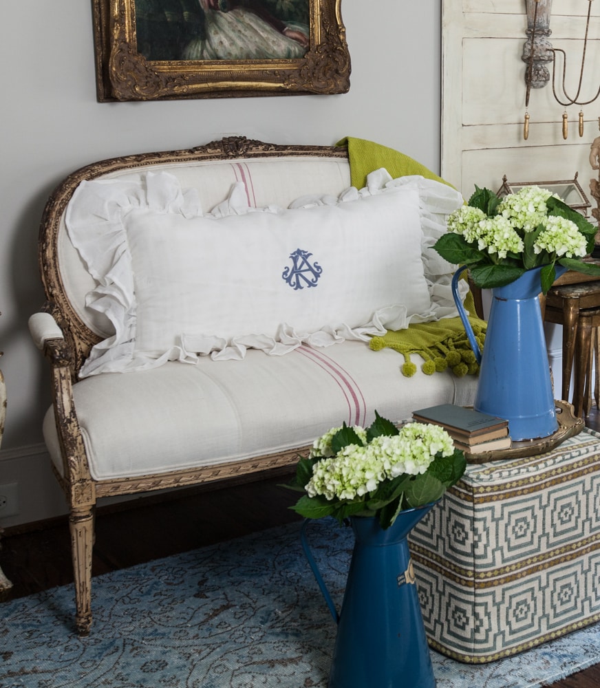 BESPOKE DECOR french pillows