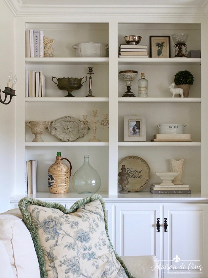 maisondecinqshelves