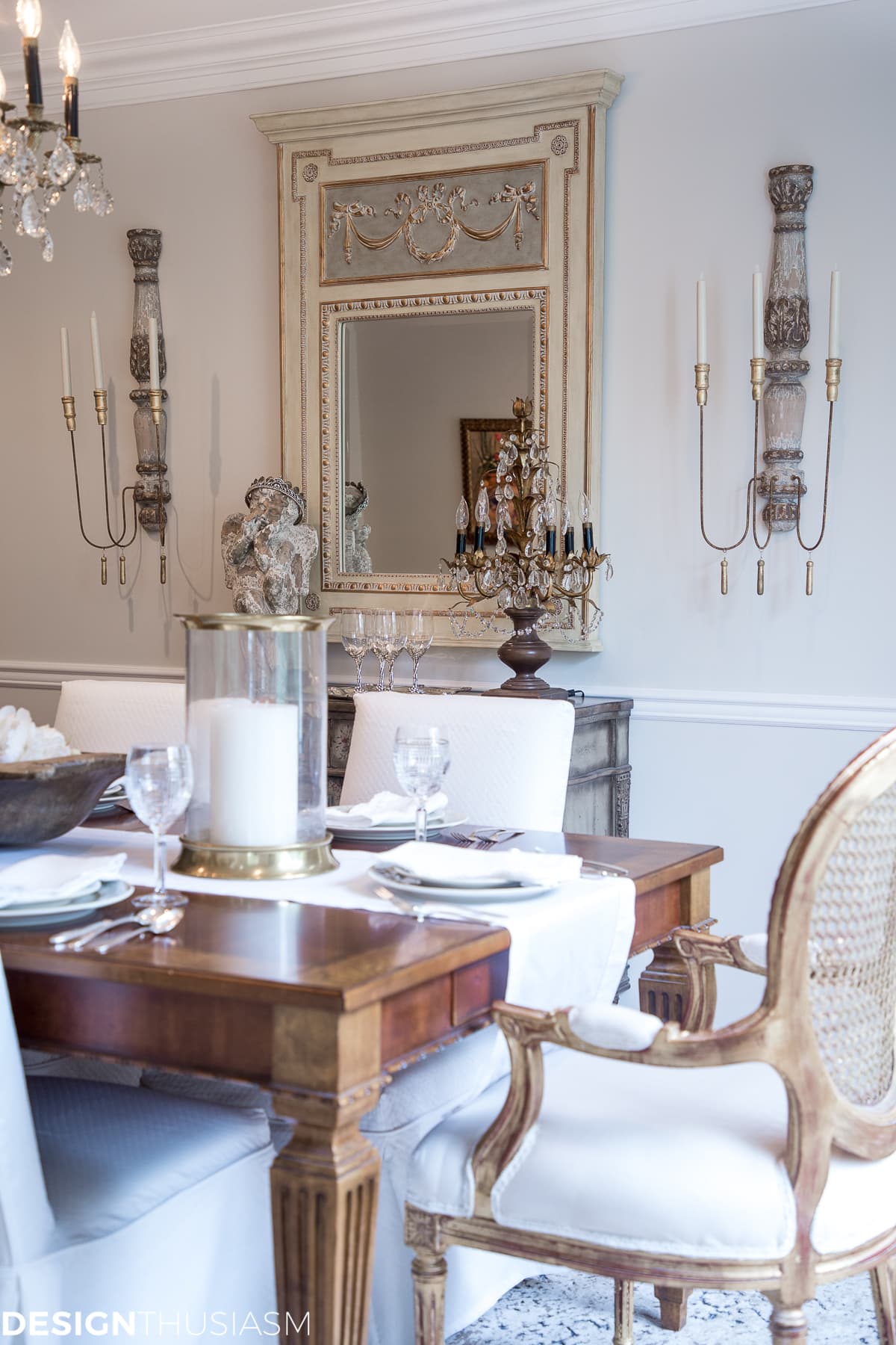 I often use the term modern French country decor. I’m not sure it’s a thing, but the evolution of my French country dining room illustrates what I mean. ——- #diningroomdecor #diningroomideas #elegantdiningroomdecor #diningroomtable #frenchcountrydecorating #cottagedecor #DIYhomedecor #frenchcountrydecor #mixingantiqueswithmodern #decoratingonabudget #farmhousechic #frenchdecoratingideas #frenchdecor #antiquefurniture #modernfrenchcountrydecor #frenchcountrydiningroom The Evolution of a French Country Dining Room: From Old School to Modern