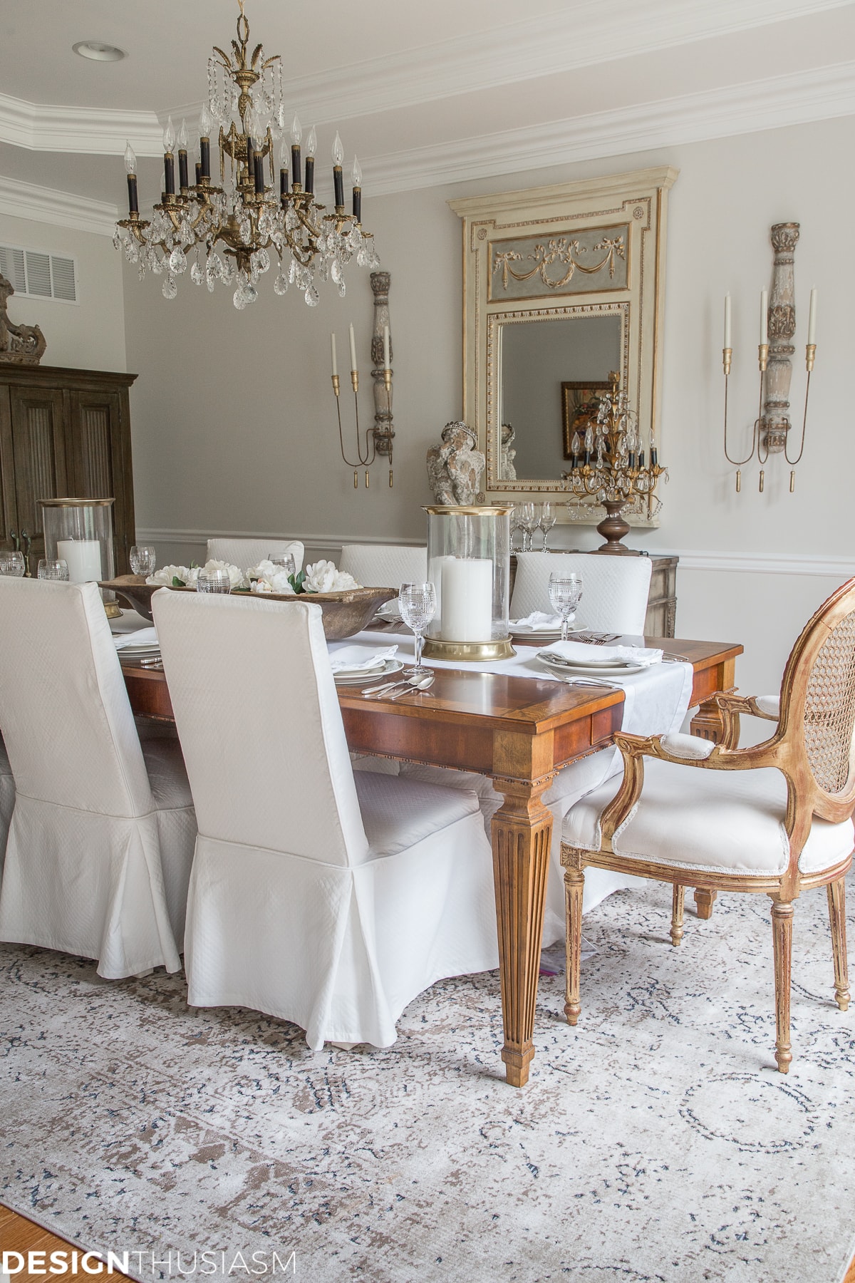 I often use the term modern French country decor. I’m not sure it’s a thing, but the evolution of my French country dining room illustrates what I mean. ——- #diningroomdecor #diningroomideas #elegantdiningroomdecor #diningroomtable #frenchcountrydecorating #cottagedecor #DIYhomedecor #frenchcountrydecor #mixingantiqueswithmodern #decoratingonabudget #farmhousechic #frenchdecoratingideas #frenchdecor #antiquefurniture #modernfrenchcountrydecor #frenchcountrydiningroom The Evolution of a French Country Dining Room: From Old School to Modern