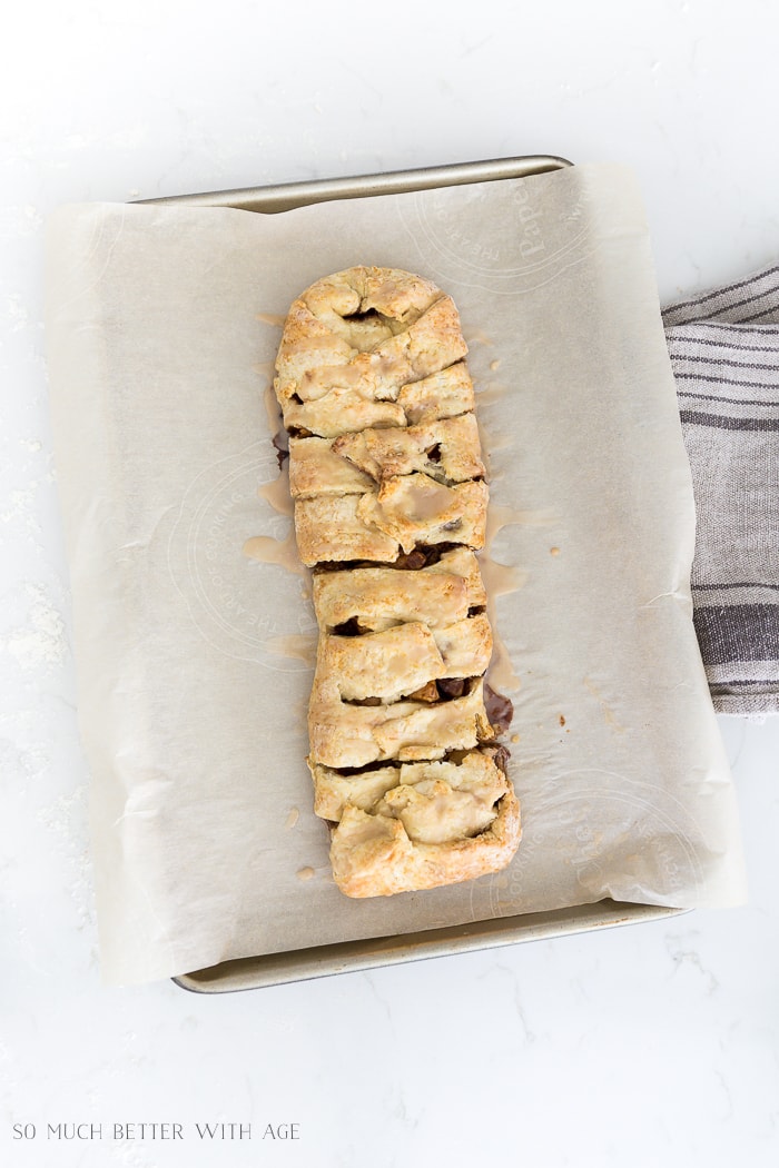 rustic-apple-strudel