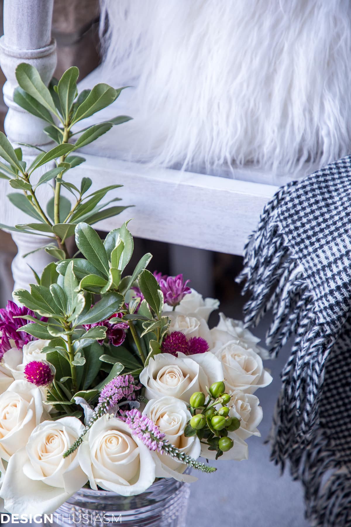 Christmas Porch Decorating Ideas for a Tiny Entryway