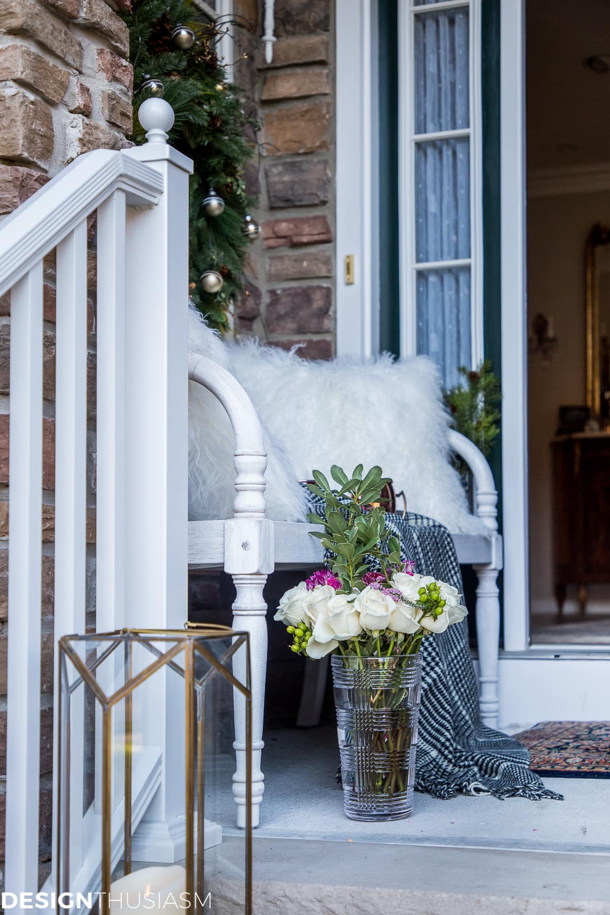 Christmas Porch Decorating Ideas for a Tiny Entryway