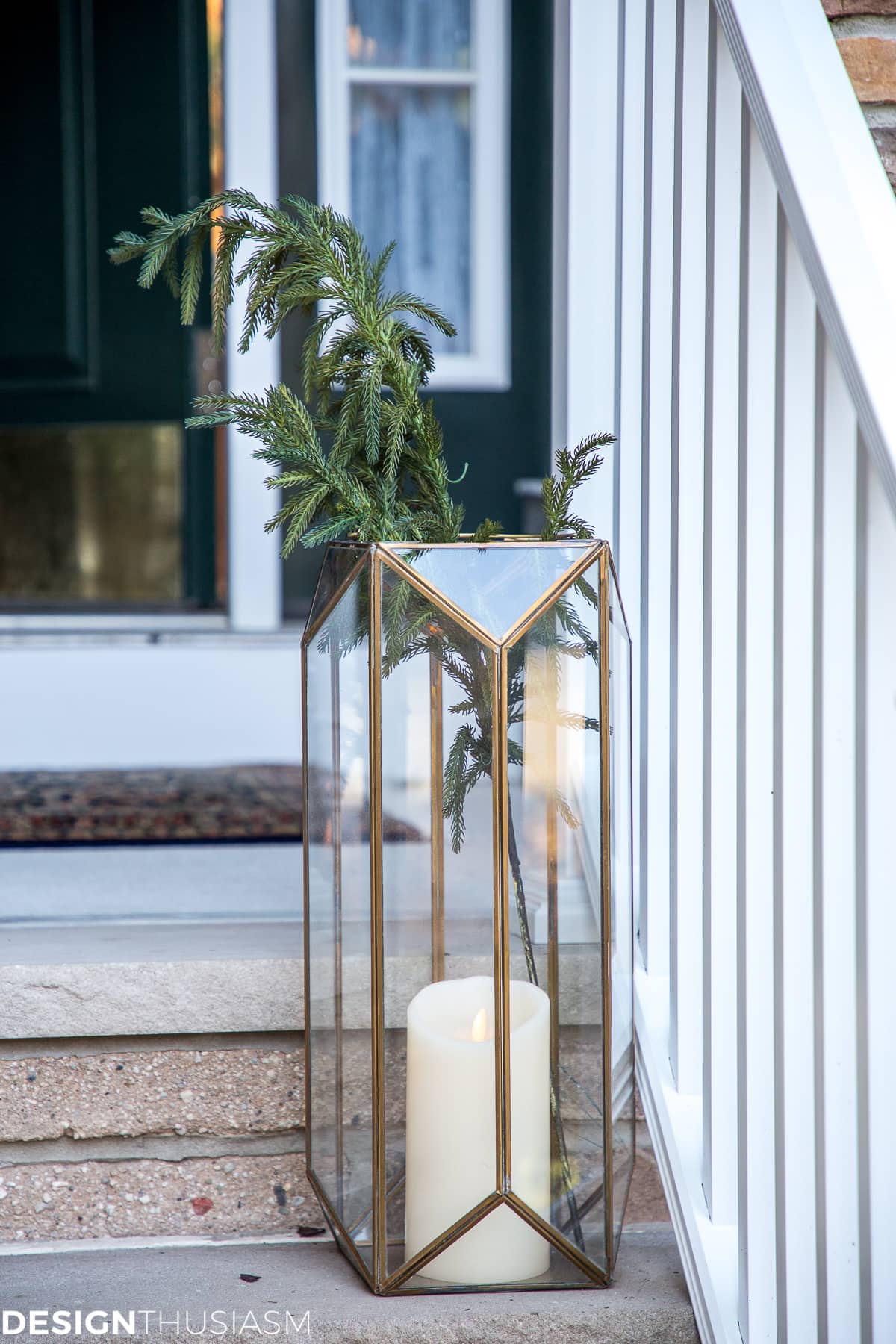 Christmas Porch Decorating Ideas for a Tiny Entryway