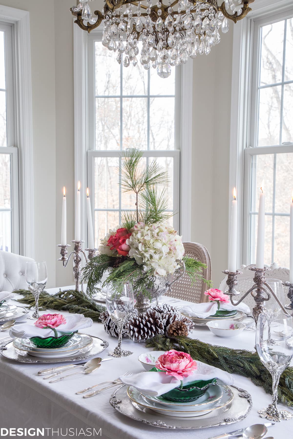 6 Ways to Create Elegant Christmas Table Settings in the Kitchen