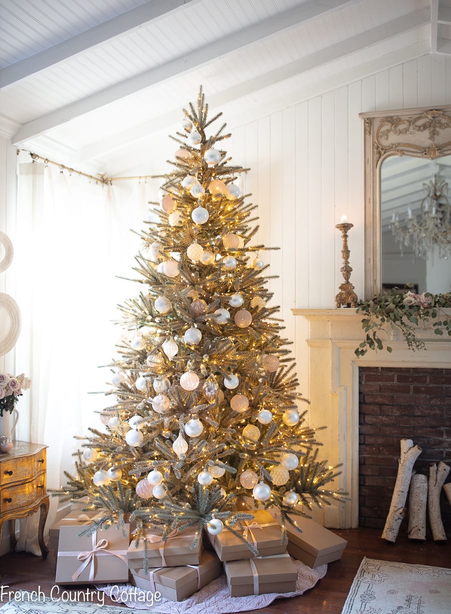 Christmas, vintage holiday, gold tree ambiance