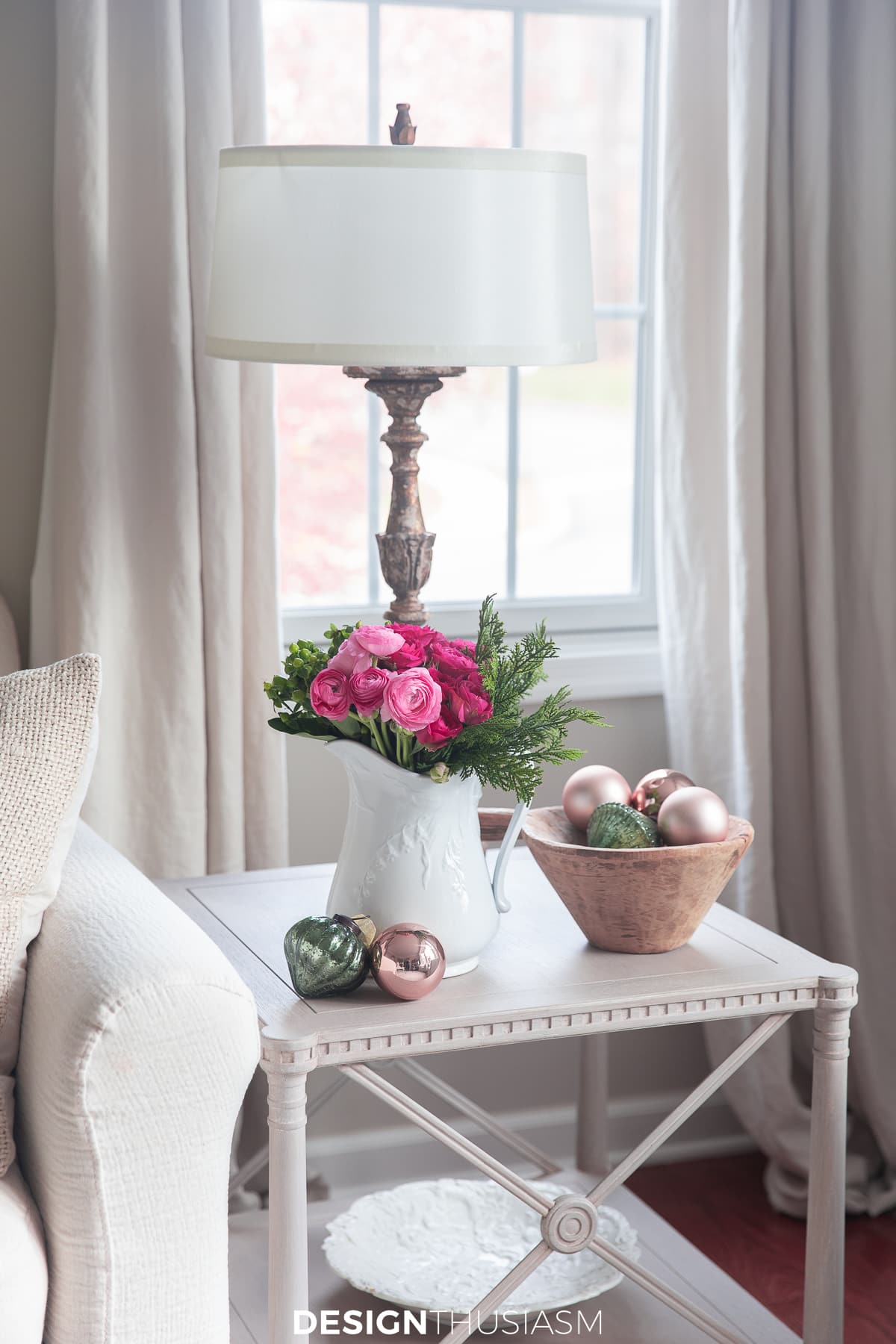Romantic Christmas decor flowers and ornaments