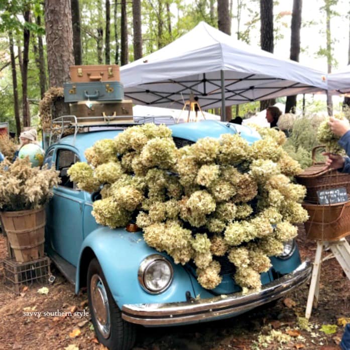 display at Country Living Fair Atlanta savvysouthernstyle.net