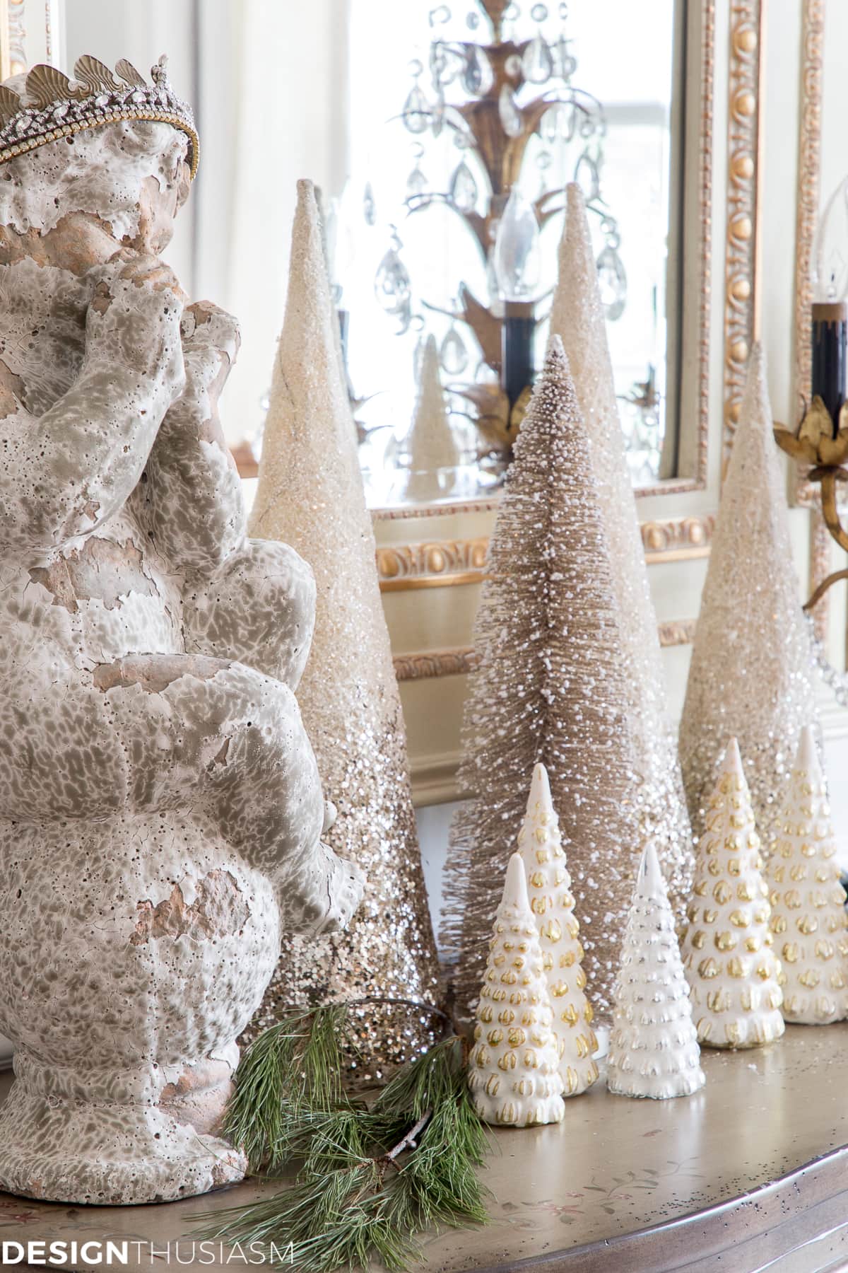 Elegant Holiday Decorating Ideas for the Dining Room
