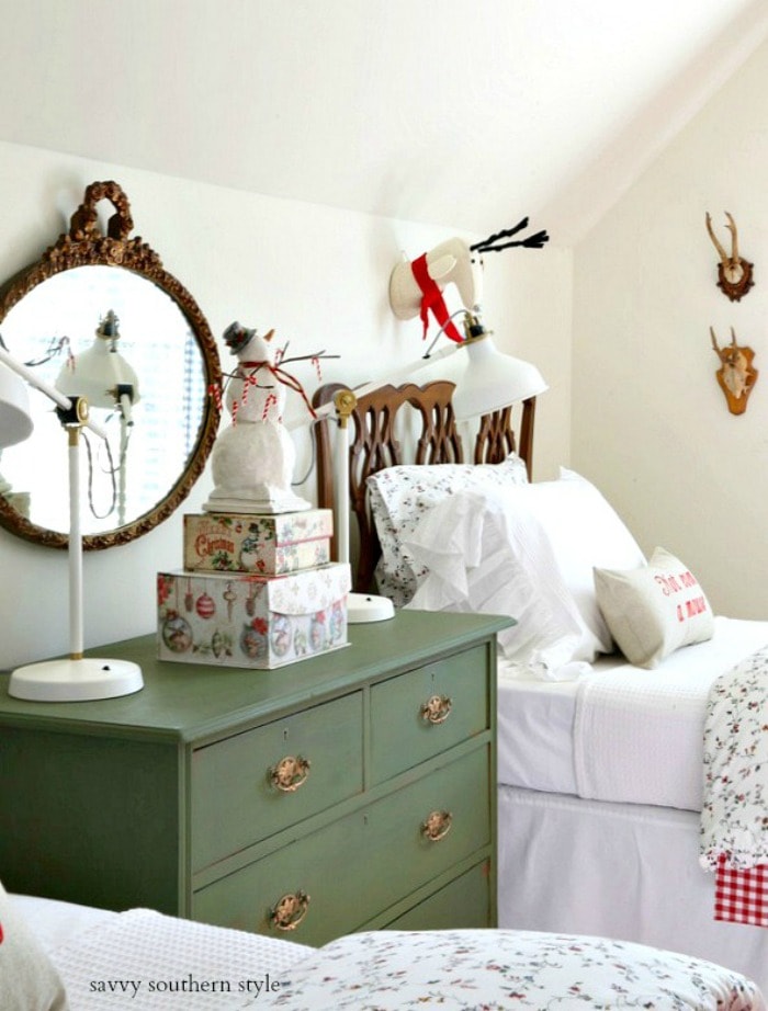 cute-christmas-decor-bedroom
