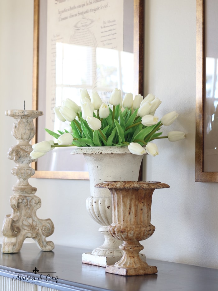 MaisondeCinqFlowerDecorating