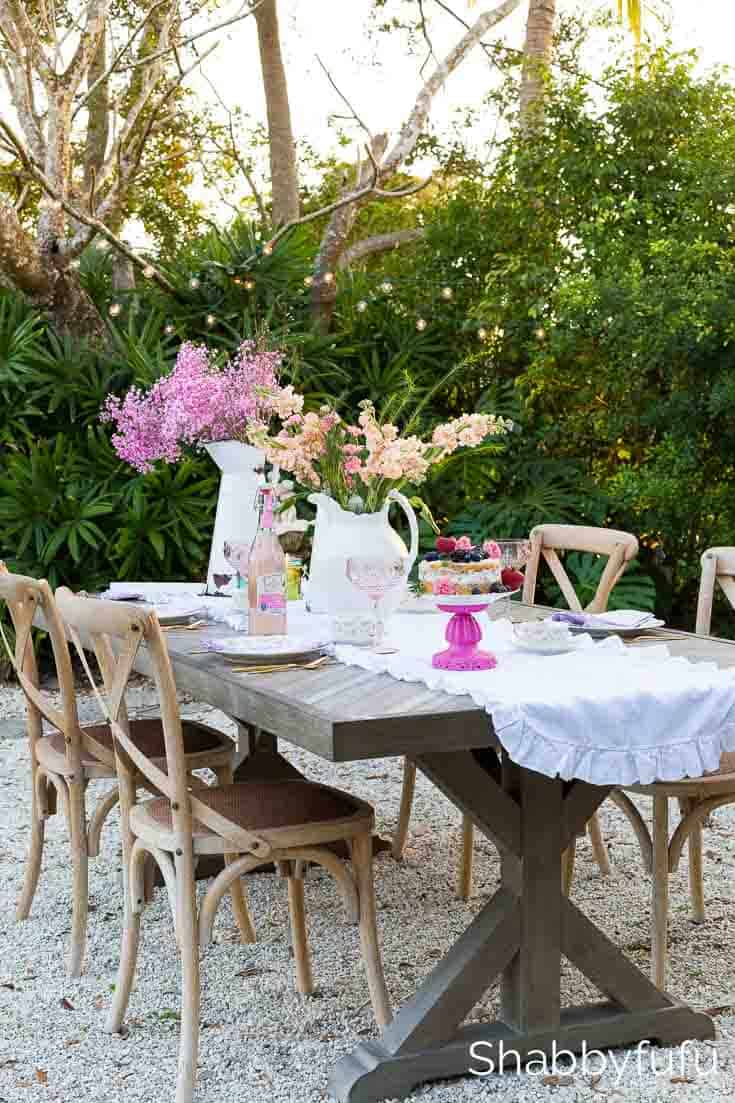 pinterest-worthy-spring-table-setting-outdoors - shabbyfufu