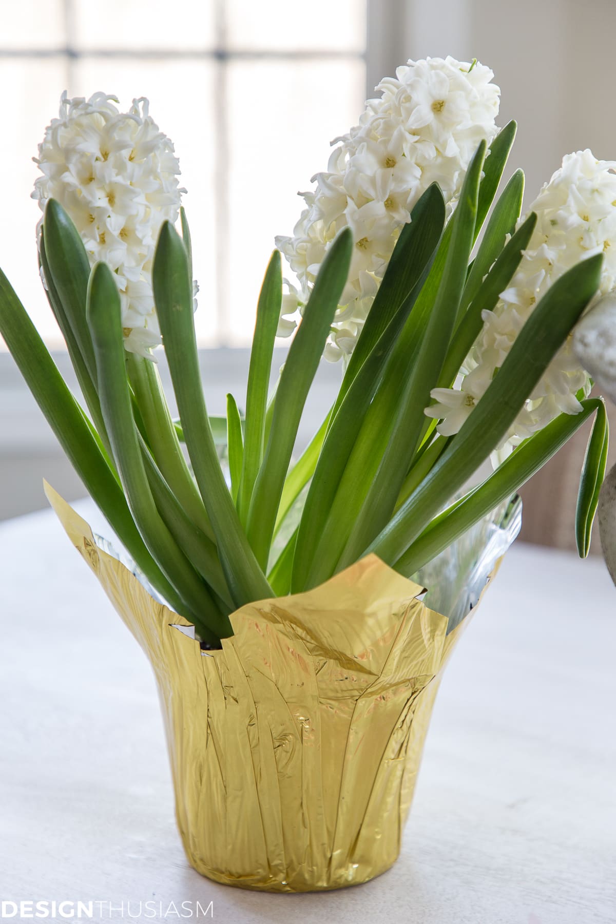 white hyacinths for easy Easter centerpieces