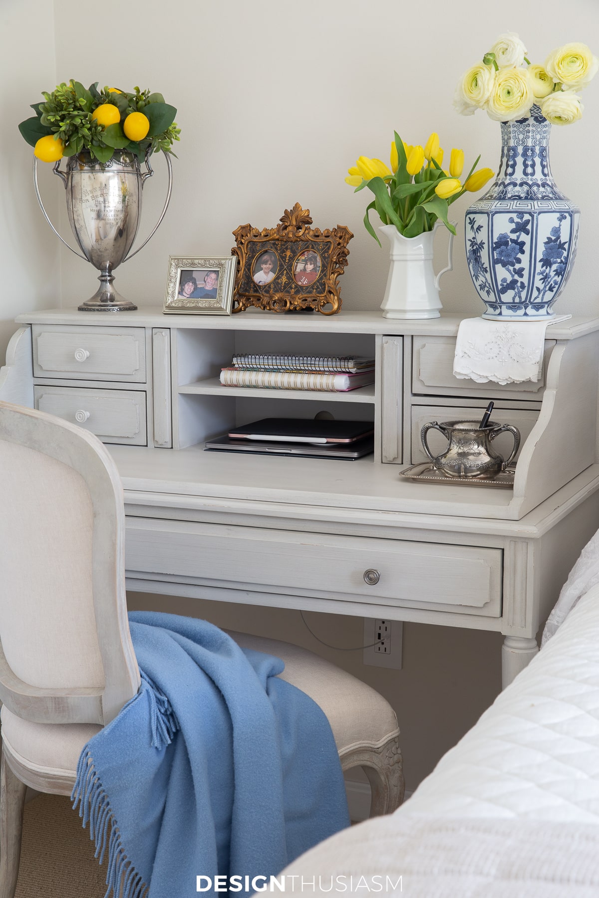 Summer Guest Room Desk