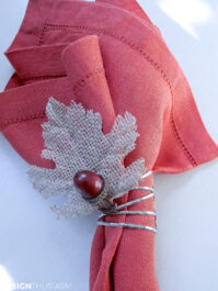 DIY fall napkin rings with acorns and burlap leaves