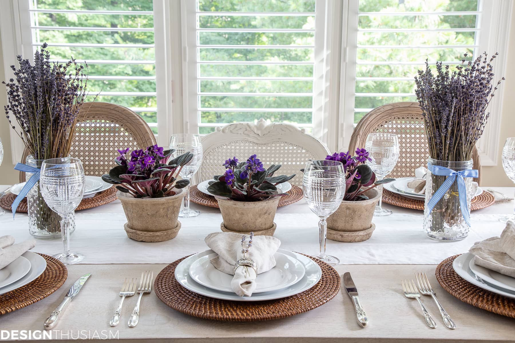 summer table setting with clay pots