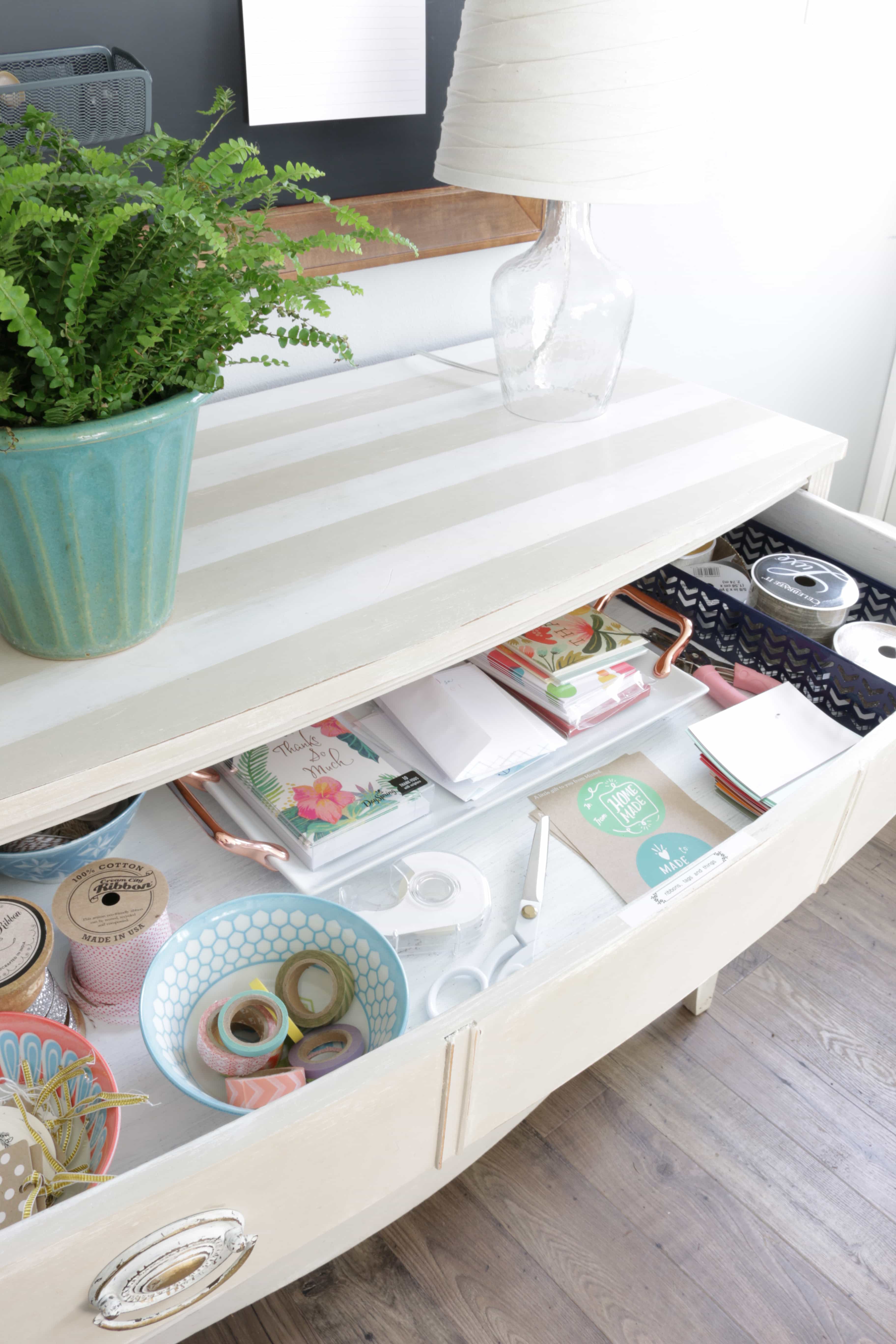 Organized-gift-wrap-drawer