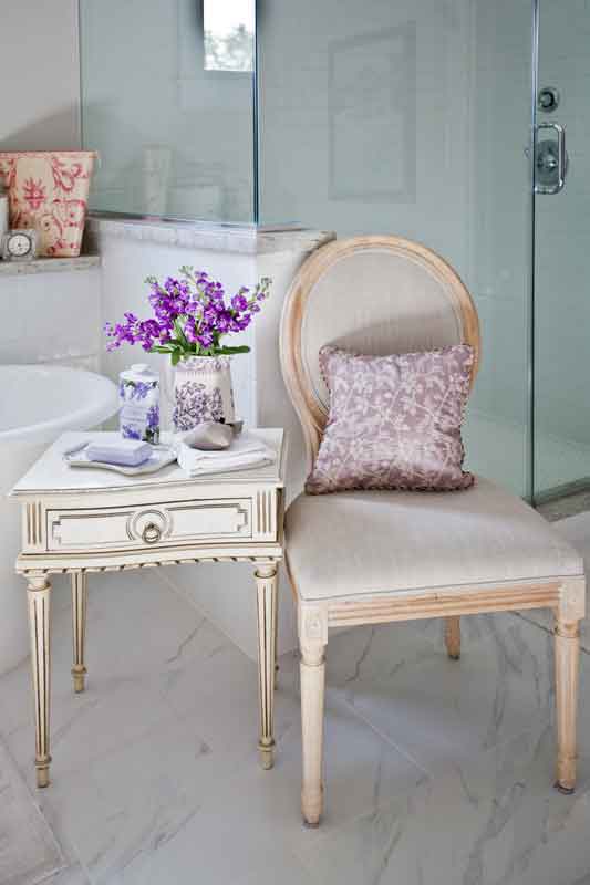 bath-chair-and-shower