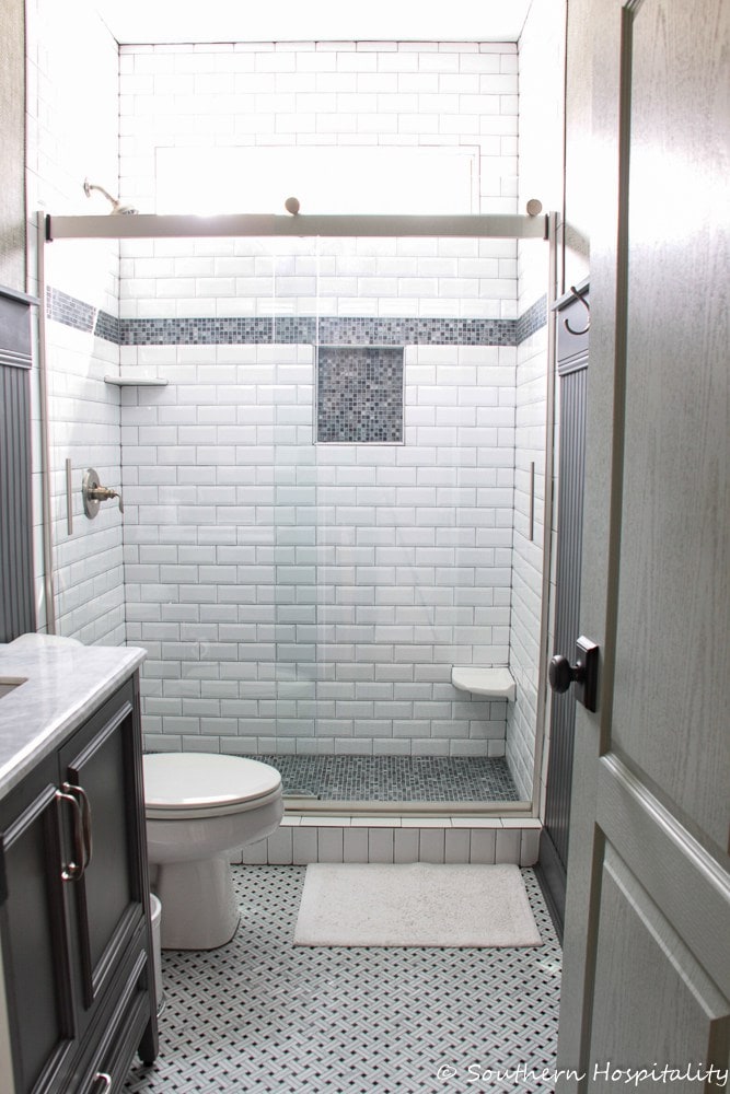 black-white-bathroom-reveal