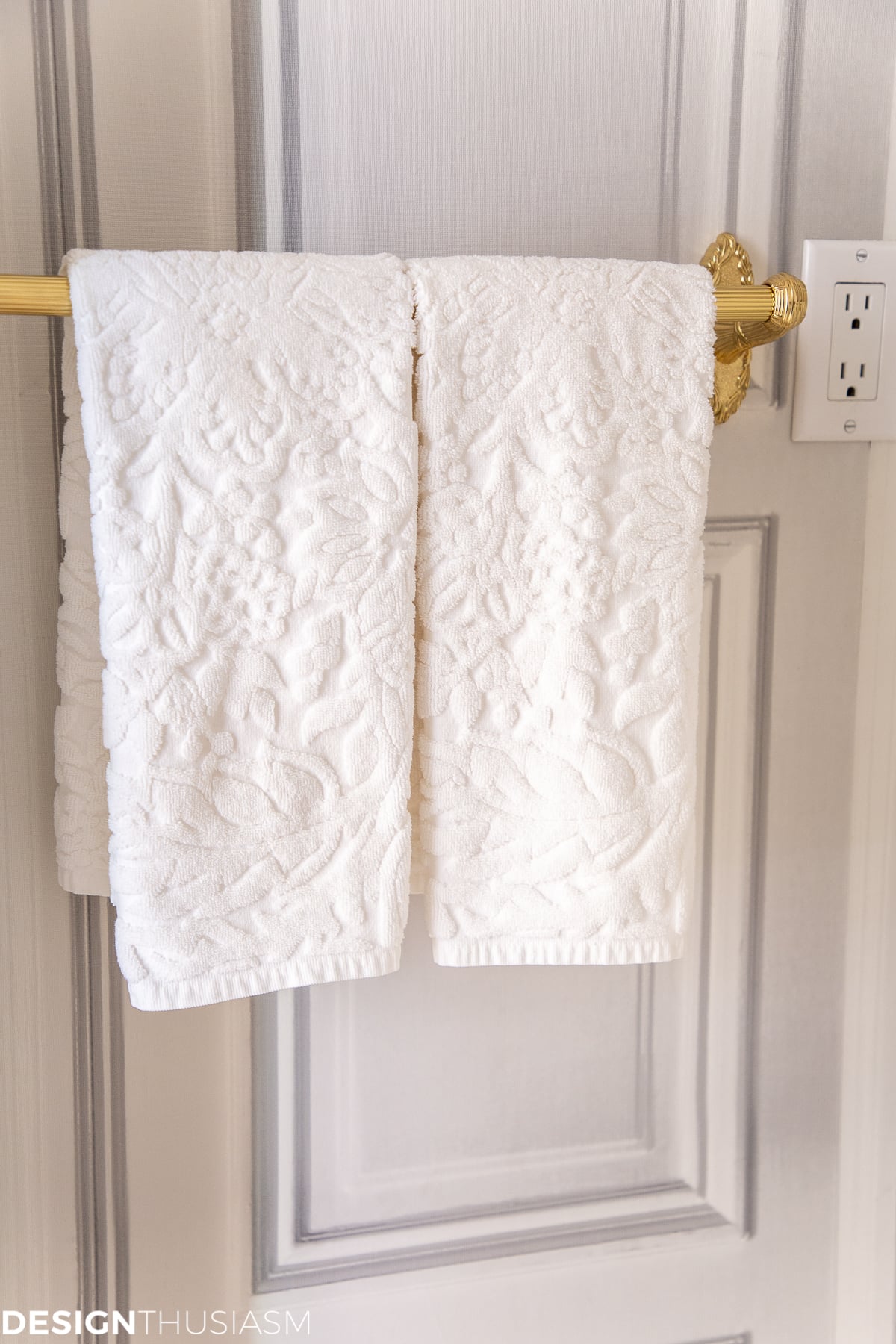 powder room towels