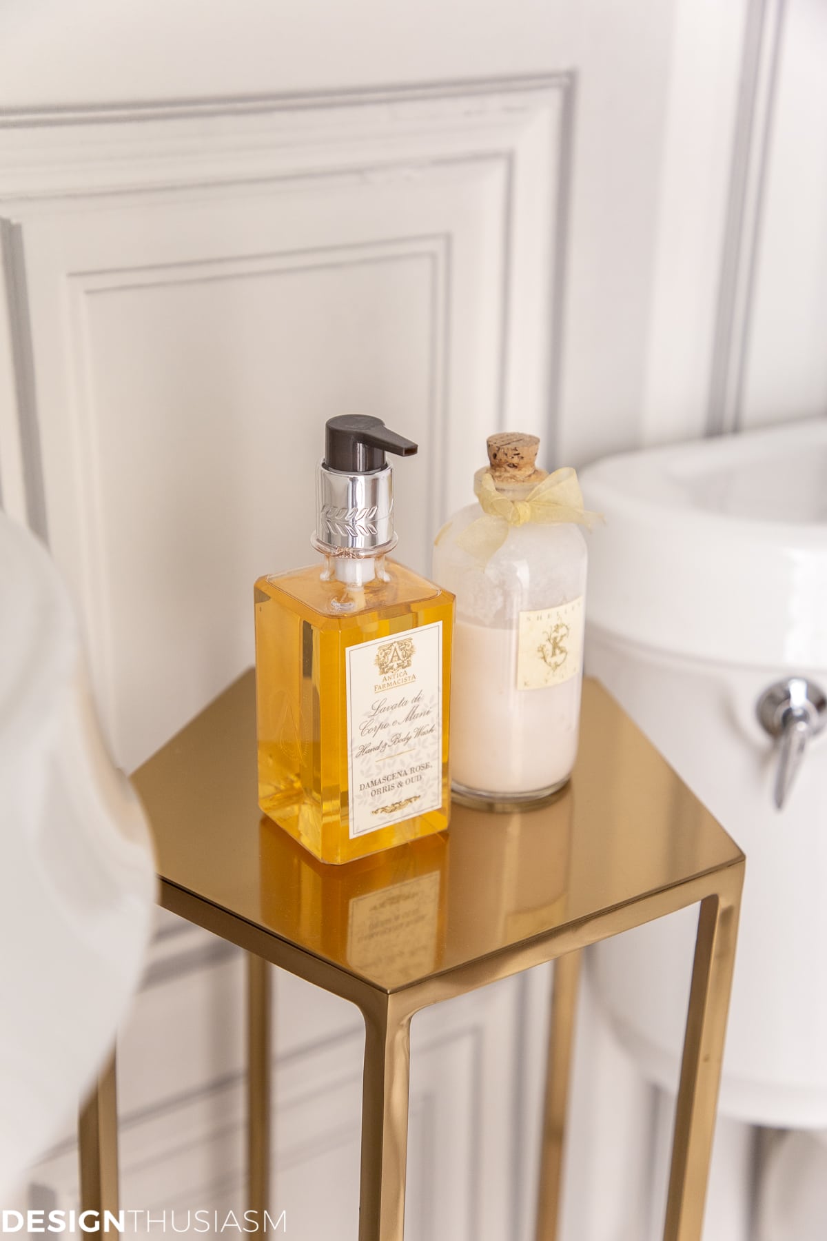 powder room hand soap and moisturizer