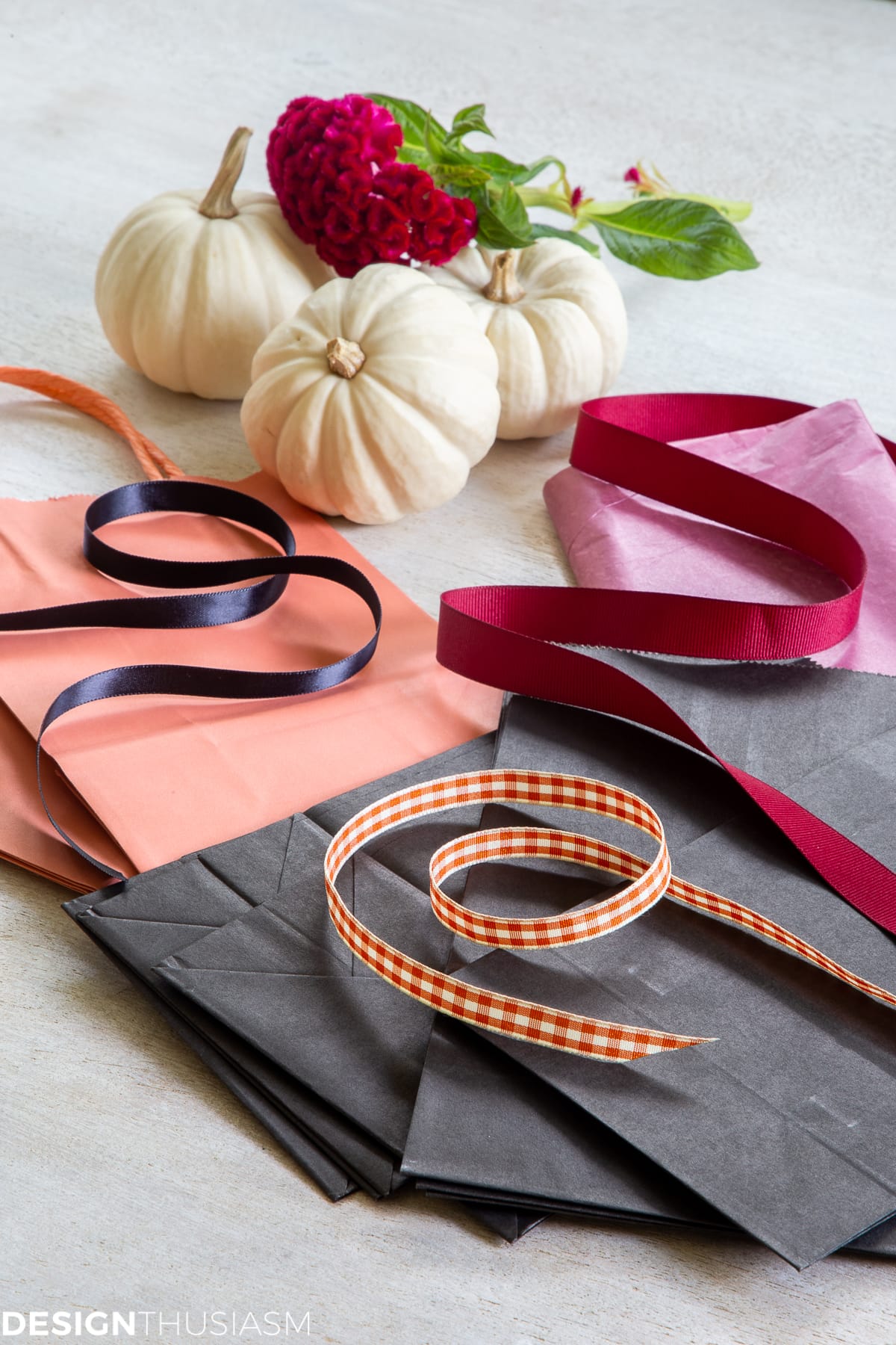 Free Halloween printables candy bag ribbon