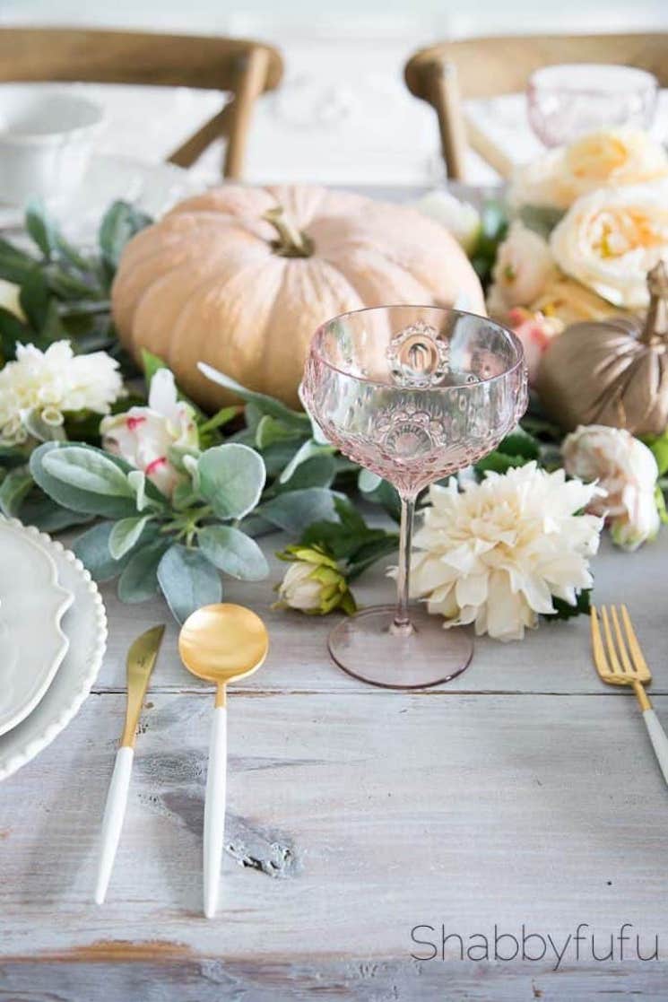 How-To-Style-Artificial-Flowers-Centerpiece-Garland - Shabbyfufu