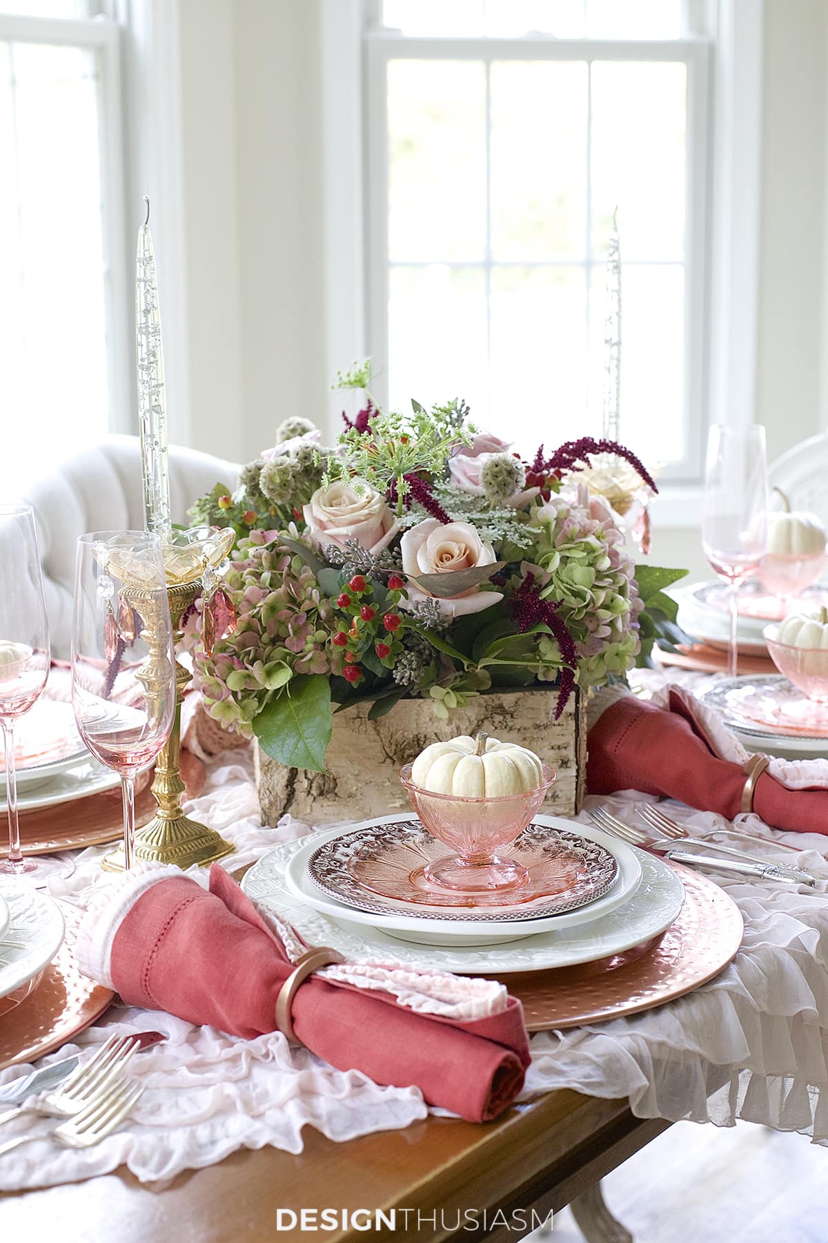 Thanksgiving table decor + Thanksgiving table setting ideas