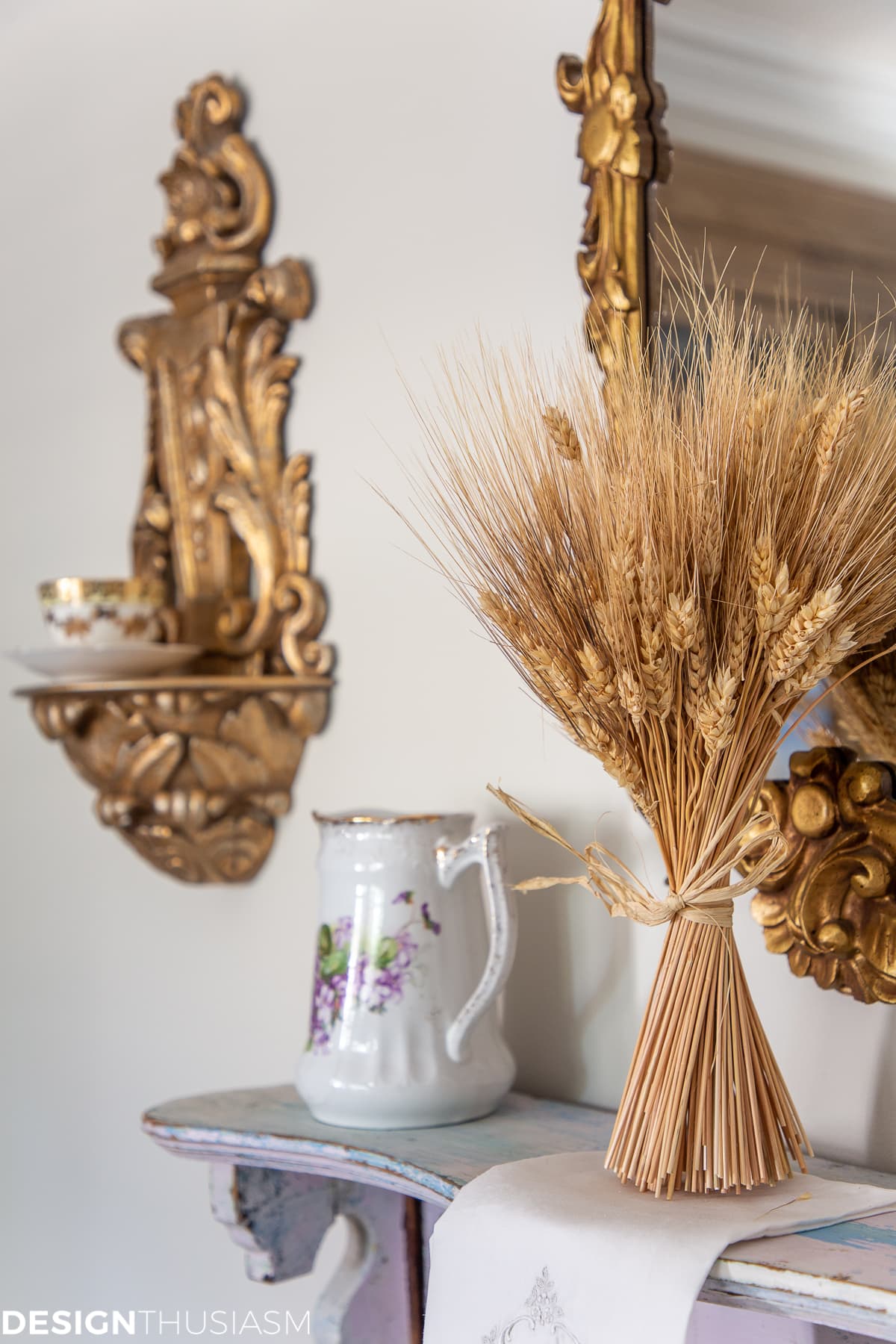 fall home office decor wheat stalks