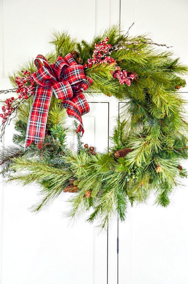 HOW-TO-UPDATE-AN-OLD-WREATH