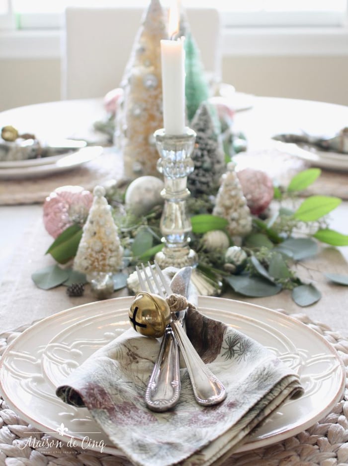 RomanticChristmasTableMaisondeCinq