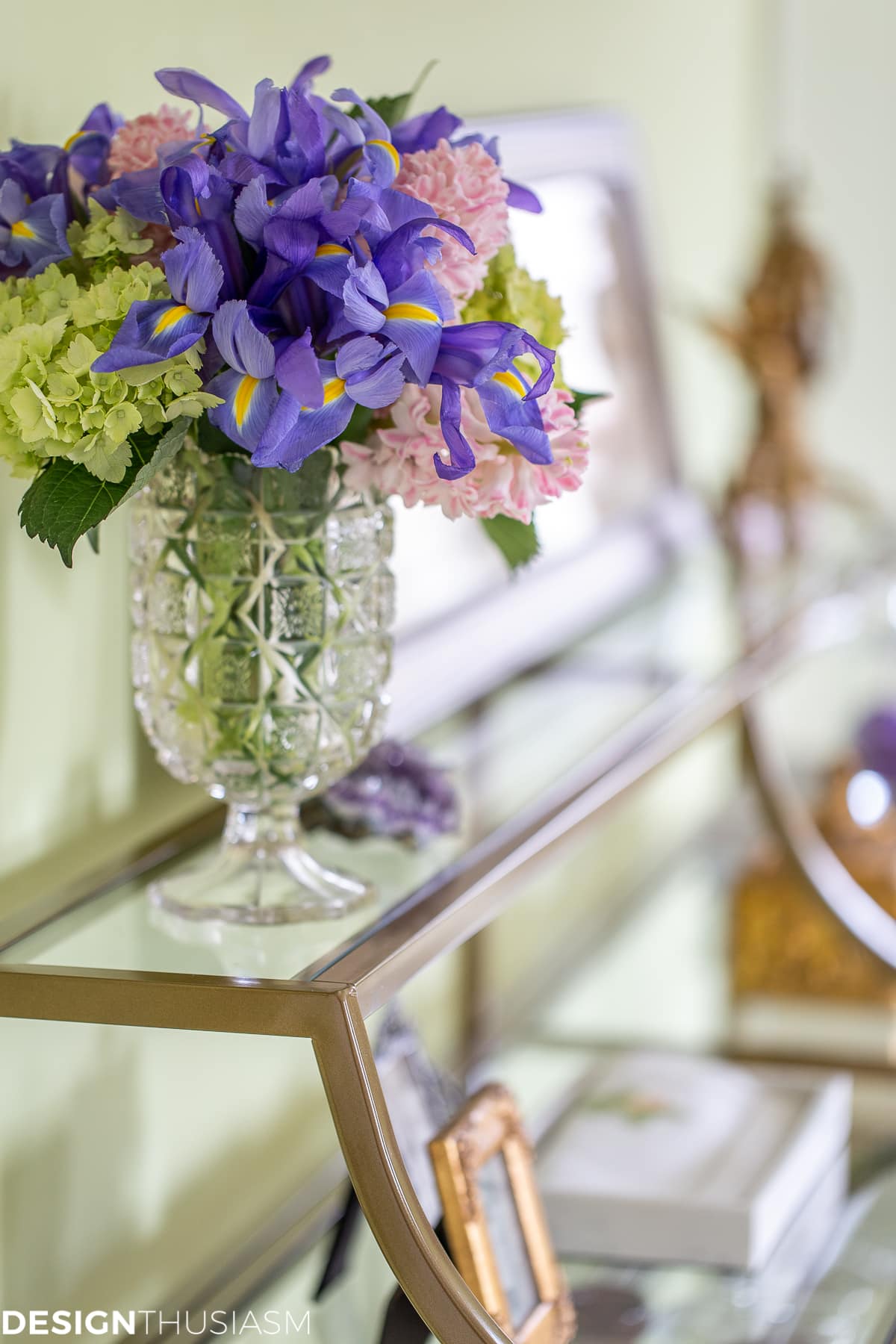 floral on bedroom shelf unit