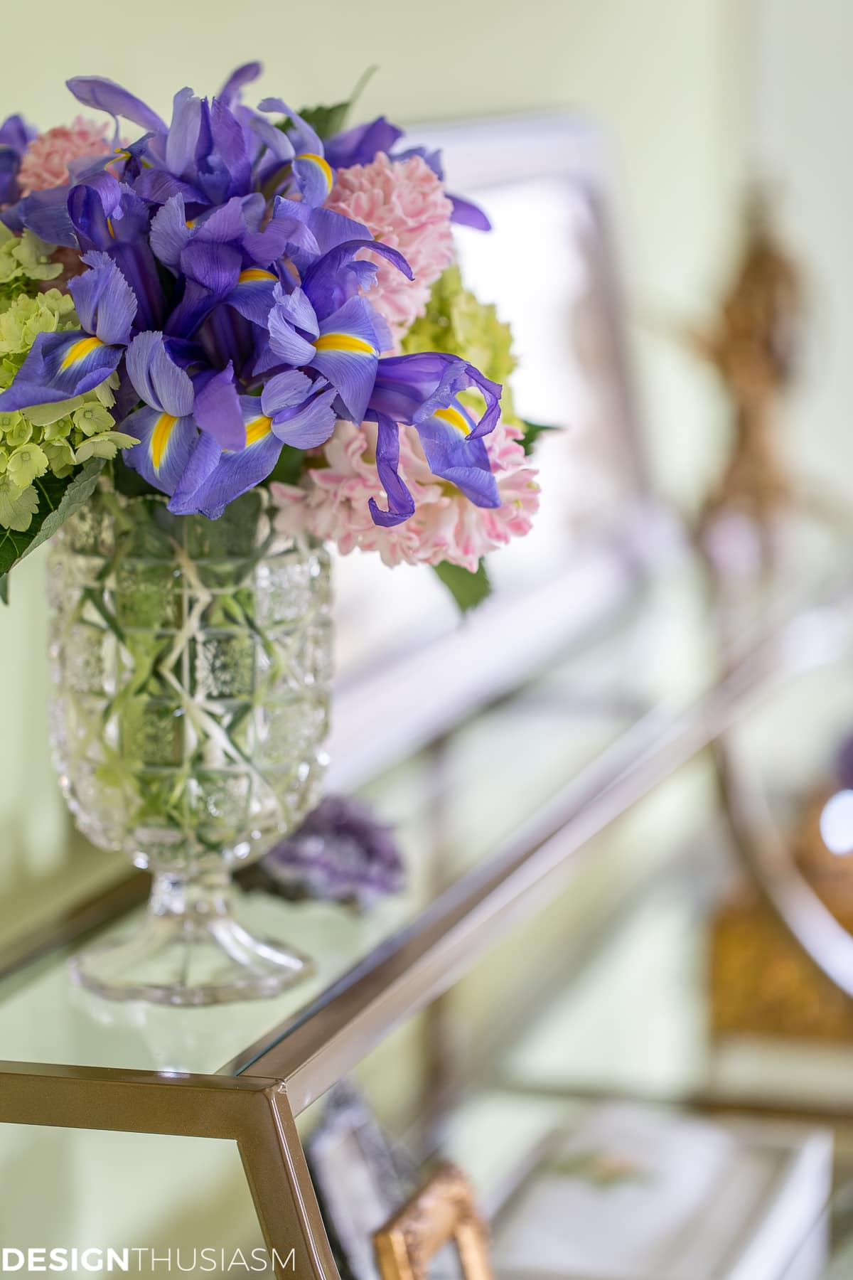 floral on bedroom shelf unit