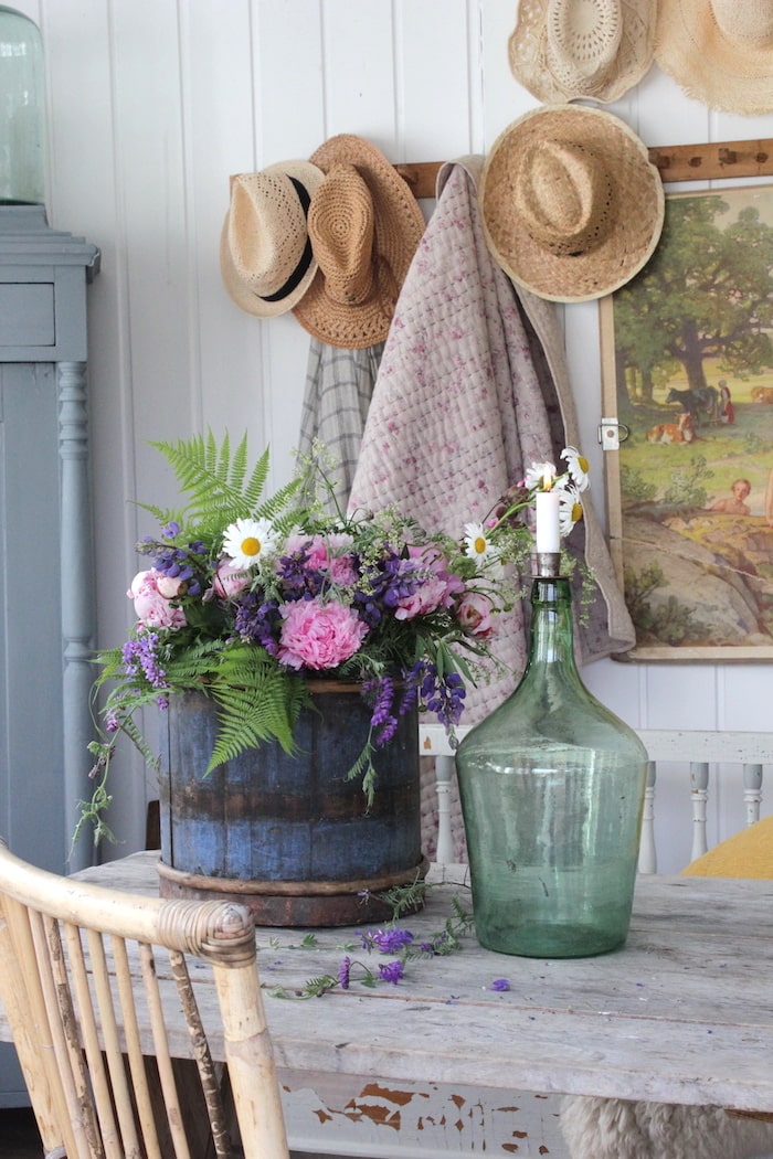 Home Tour In Norway - Collected Vintage Style shabbyfufu