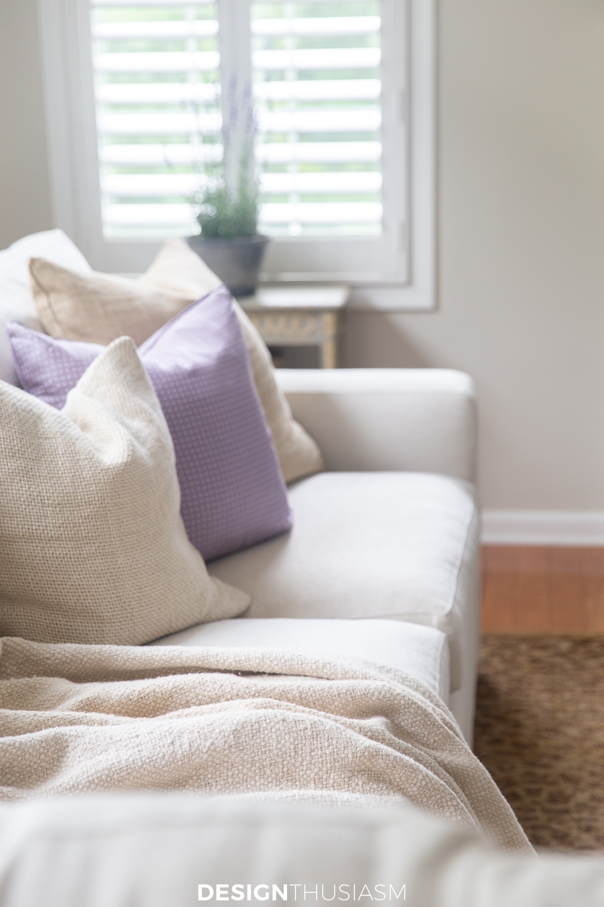corner of the sofa