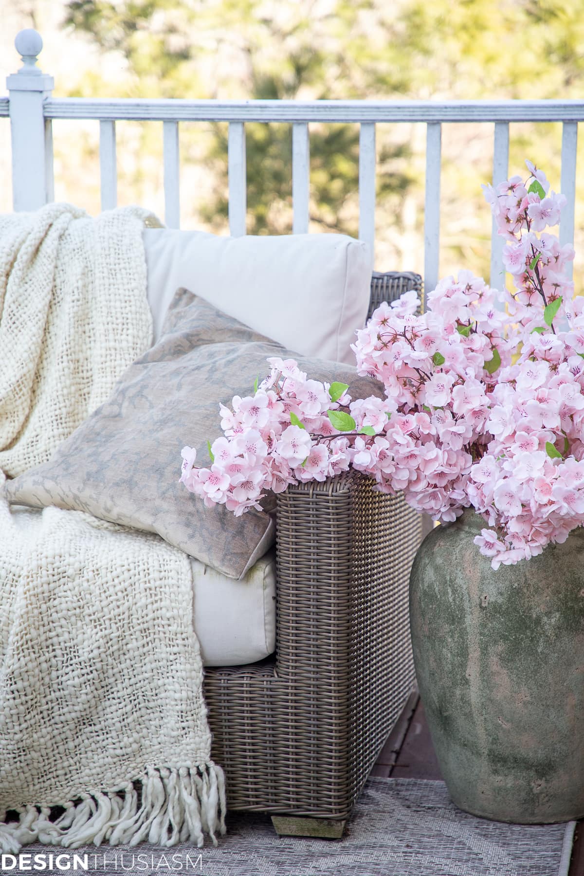 outdoor patio furniture