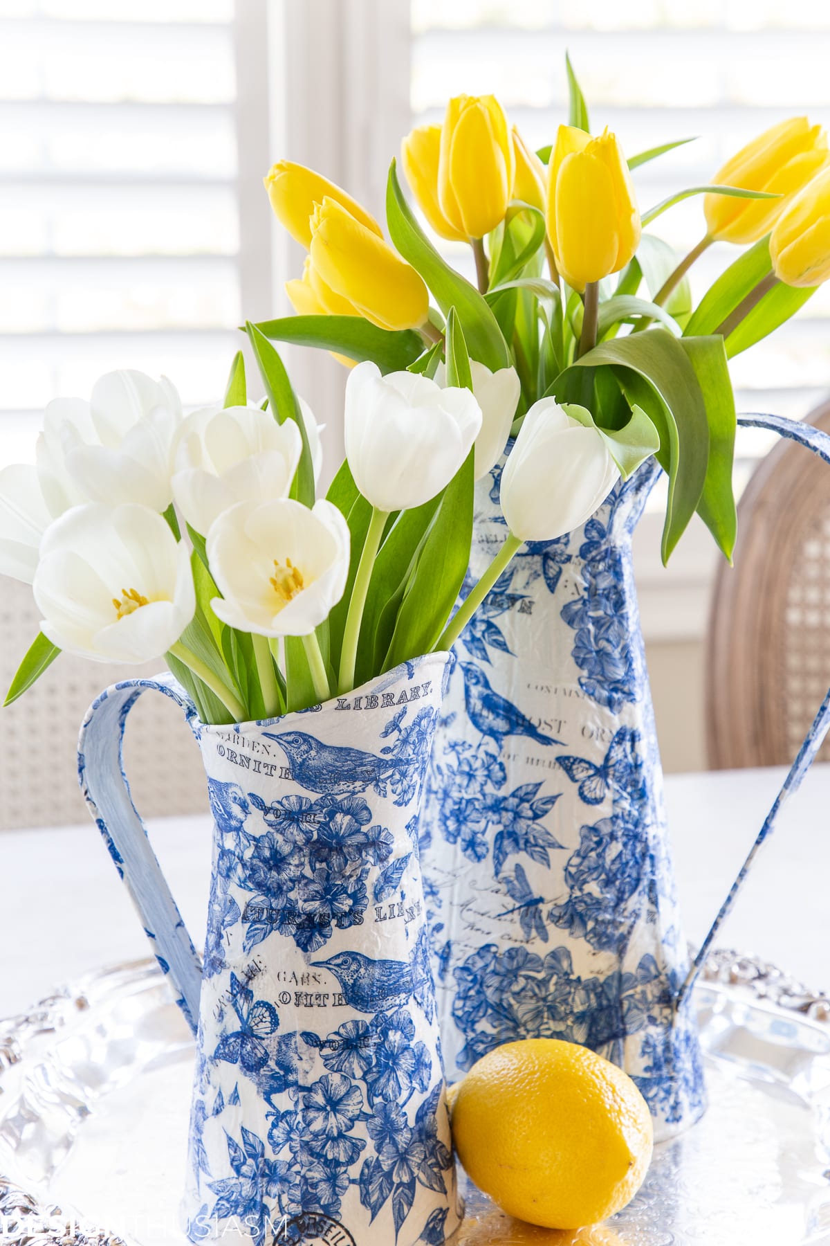 blue & white spring decor