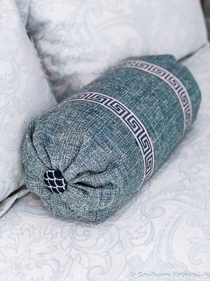 how to make no sew bolster