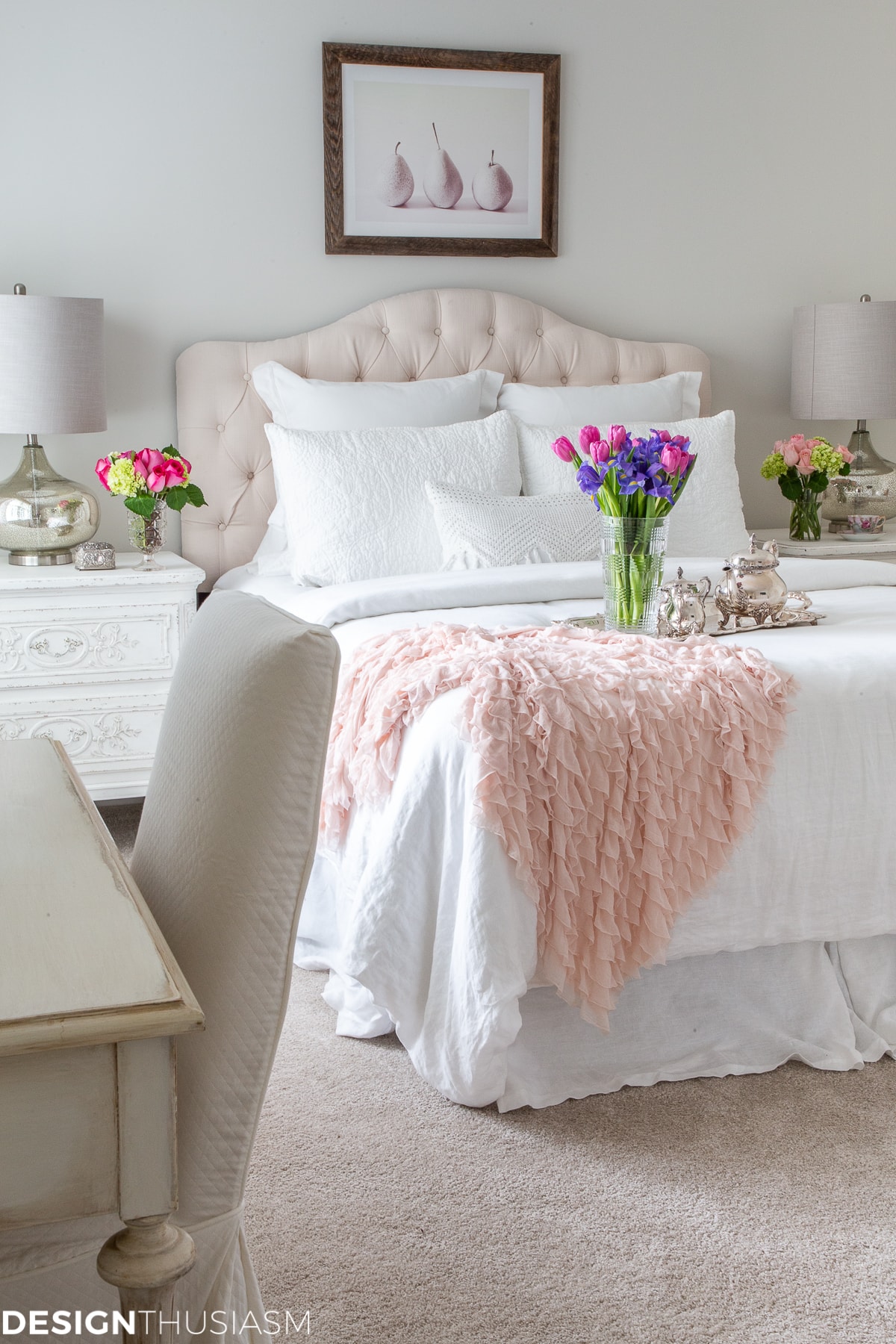 white bedroom decor