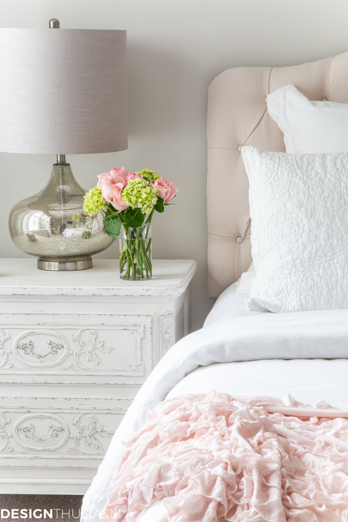 white bedroom decor