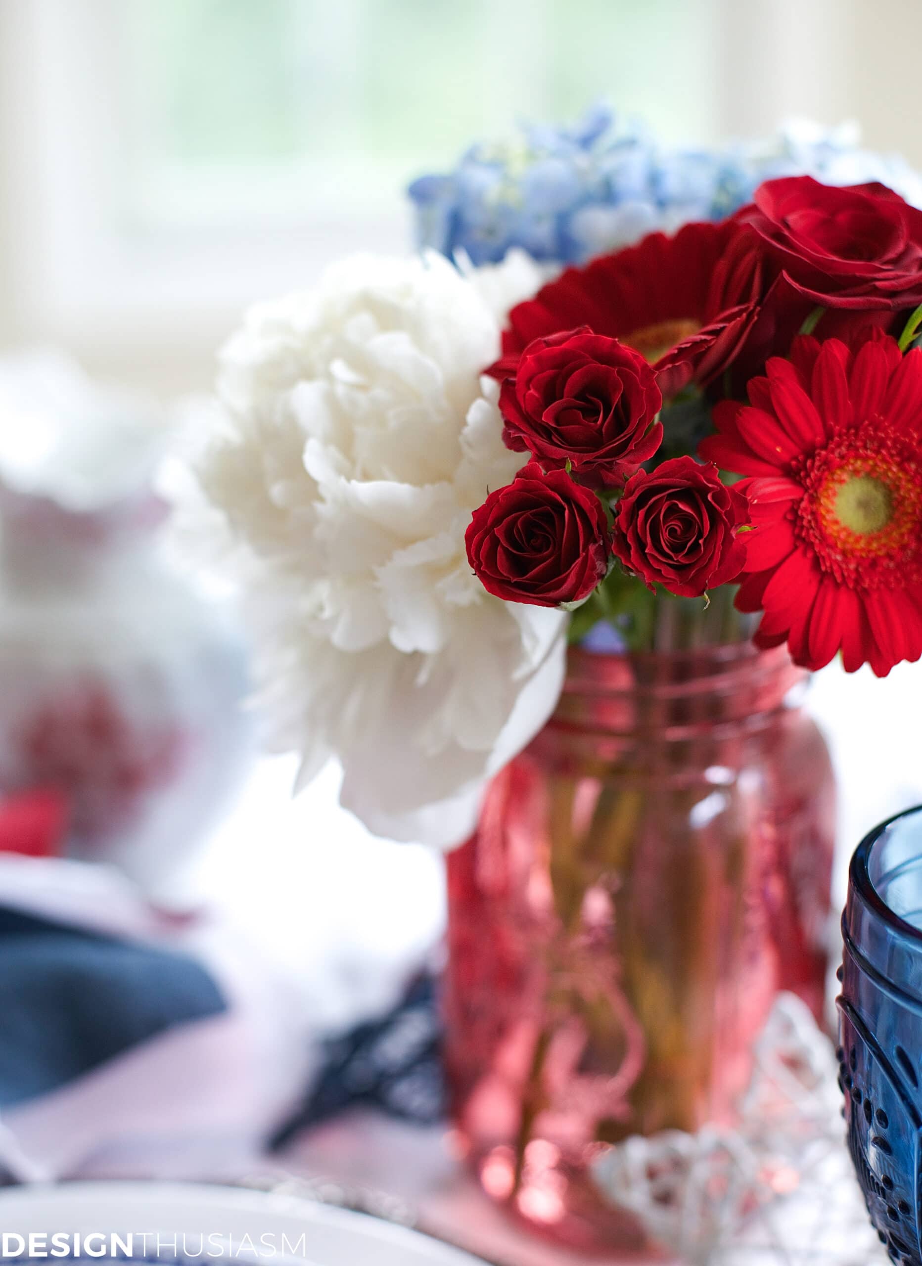 patriotic decor table setting